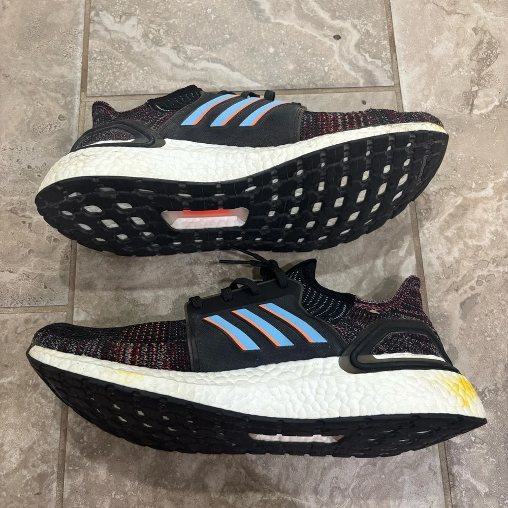 Adidas Ultra Boost‎ 19 Black Glow Sz 12